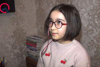 3 aya 9 medal qazanan Ümmügülsüm məktəbə getmirmiş