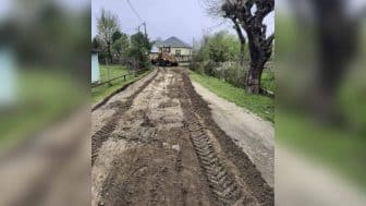 Yollar təmir olunur