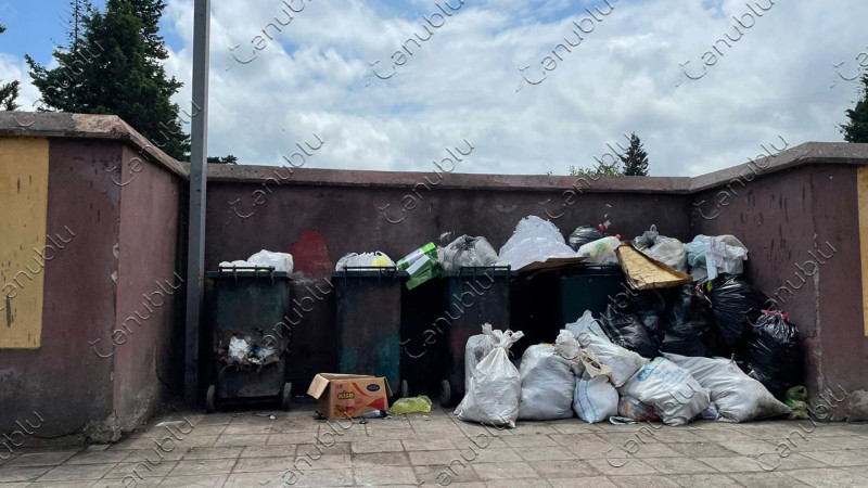 Astara: bu ərazidə zibillər xeyli müddətdir ki, yığışdırılmır