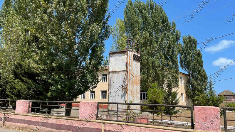Astara: Şahağacı kənd məktəbinin şagirdləri təhlükə ilə üz-üzə