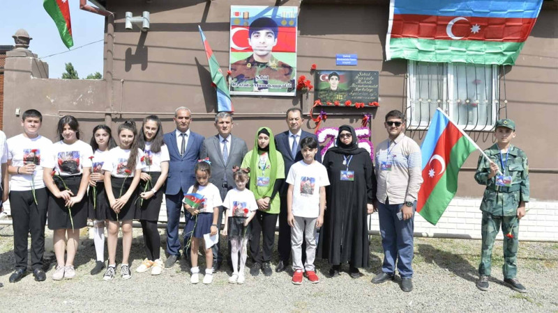 Şəhid Rzazadə Mirməhəmmədəlinin xatirəsinə lövhə quraşdırılıb