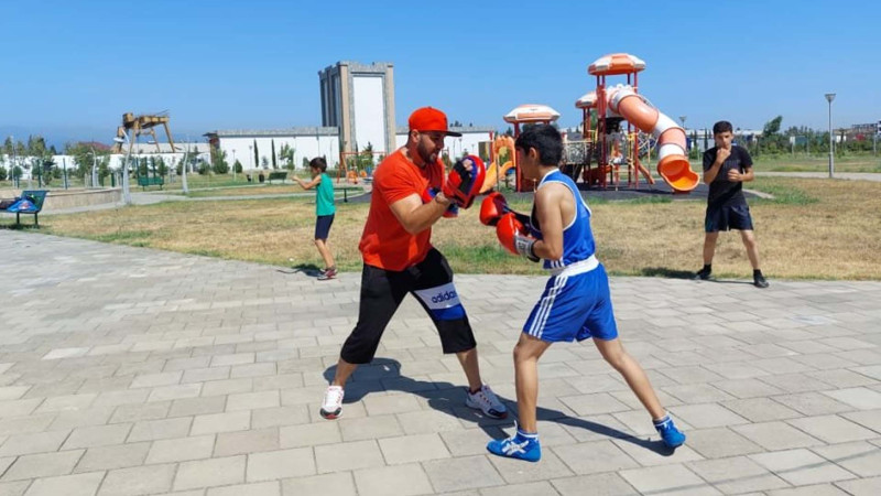 Astarada gənclər idman etmək üçün bir araya gəlib