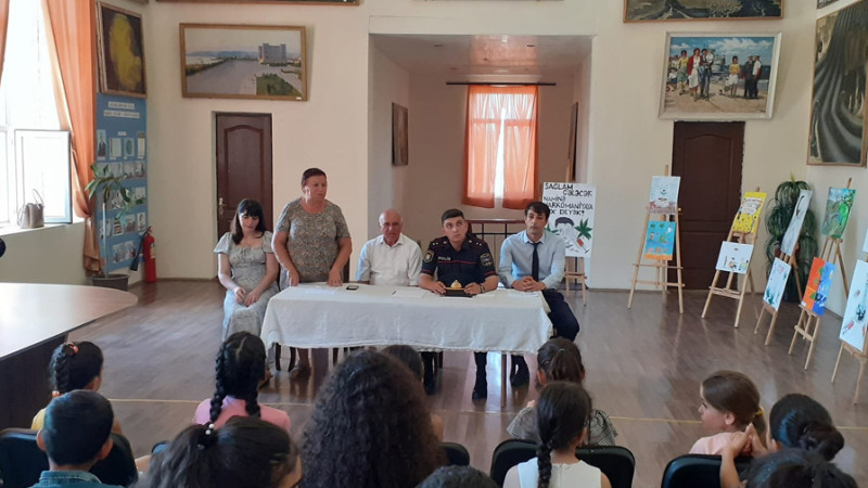 Astarada şagirdlər üçün maarifləndirici tədbir keçirilib
