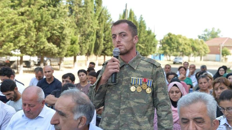 Lənkəran: icra başçısı Sütəmurdovda vətəndaşları qəbul edib