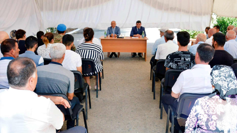 Araz Əhmədov Təzə Alvadı və Köhnə Alvadı kəndlərinə səfər edib