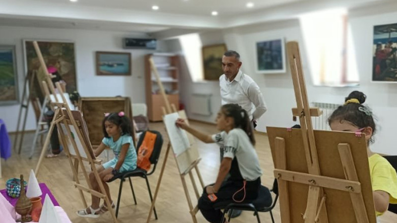 Masallı: “Mənim dünyam rənglərdə” məşğələləri davam edir