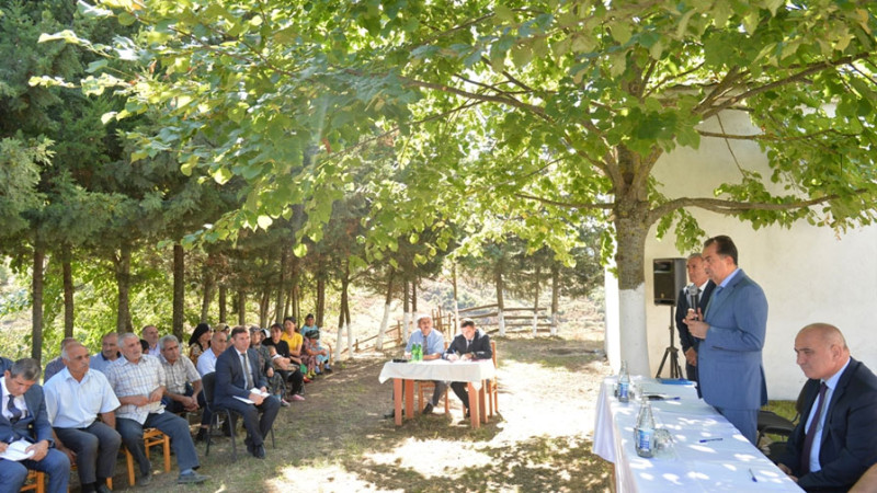 Lənkəran: icra başçısı Tuado sakinləri ilə görüşüb
