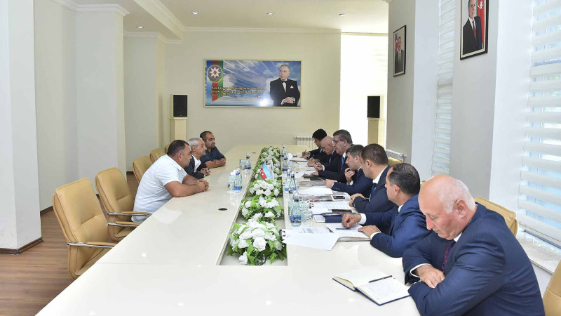 “Azərsu”nun sədr müavini Masallı və Yardımlı sakinlərini qəbul edib