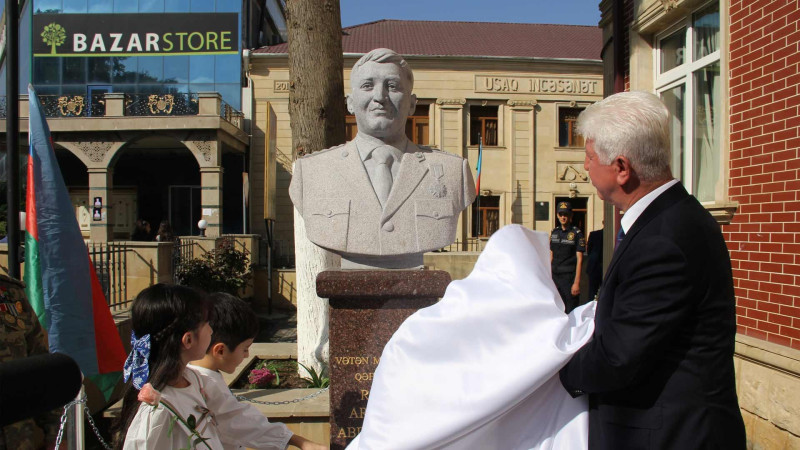 Cəlilabad: Vətən müharibəsi şəhidi Rəşad Abdullayevin büstünün açılışı baş tutub