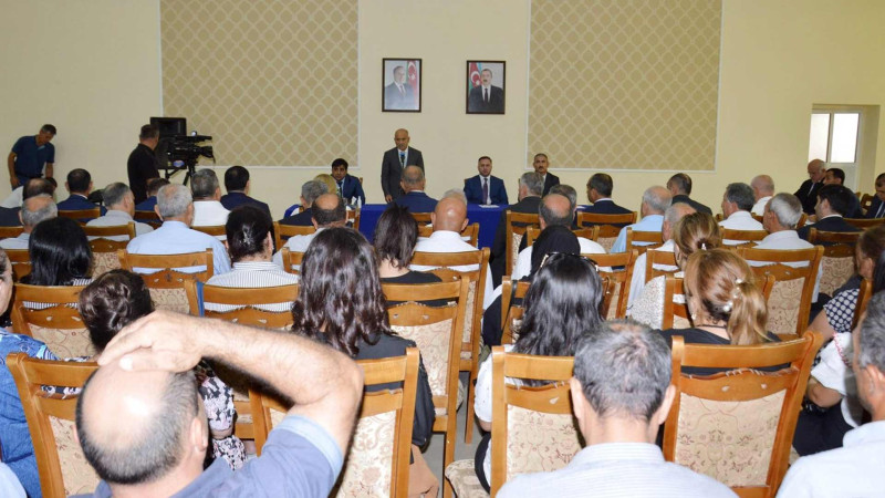 Masallı: icra başçısı Araz Əhmədov Şərəfə kənd sakinləri ilə görüşüb