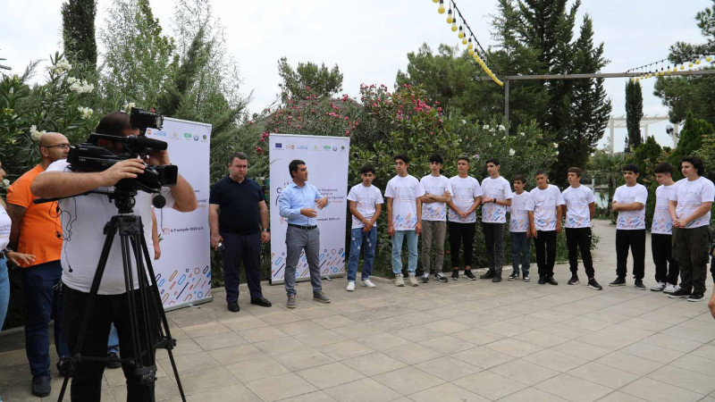 Lənkəranlı gənc oğlanlar maarifləndirici düşərgəyə qatılıblar