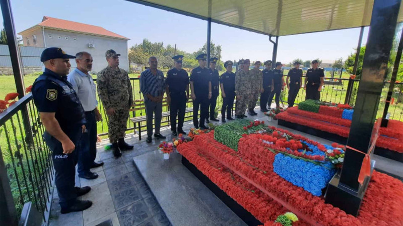 Polis əməkdaşları Astara və Masallıdan olan şəhidlərin məzarlarını ziyarət ediblər