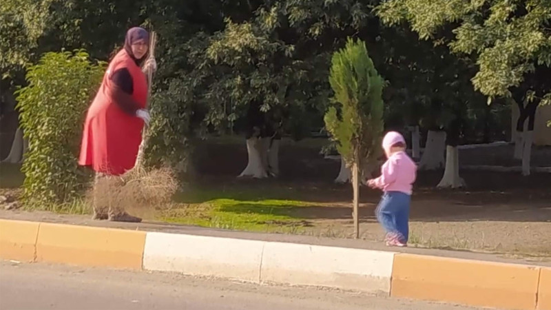 Masallı: süpürgəçi qadına işə övladını gətirmək qadağan edilib