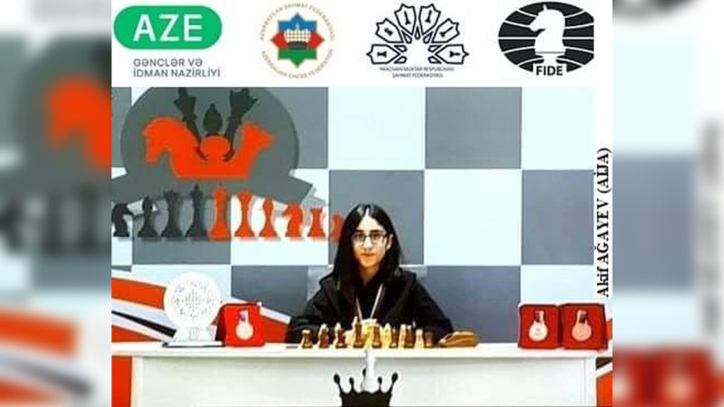 14 yaşlı Nərmin Abdinova Ümumdünya Şahmat Olimpiadasının qızıl medalını qazanıb