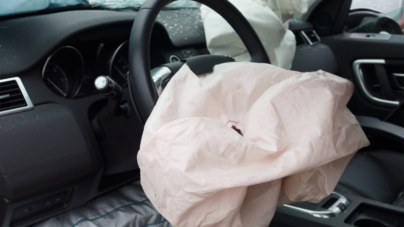 Cəlilabad rayonunda avtomobil aşıb: iki qardaş xəsarət alıb