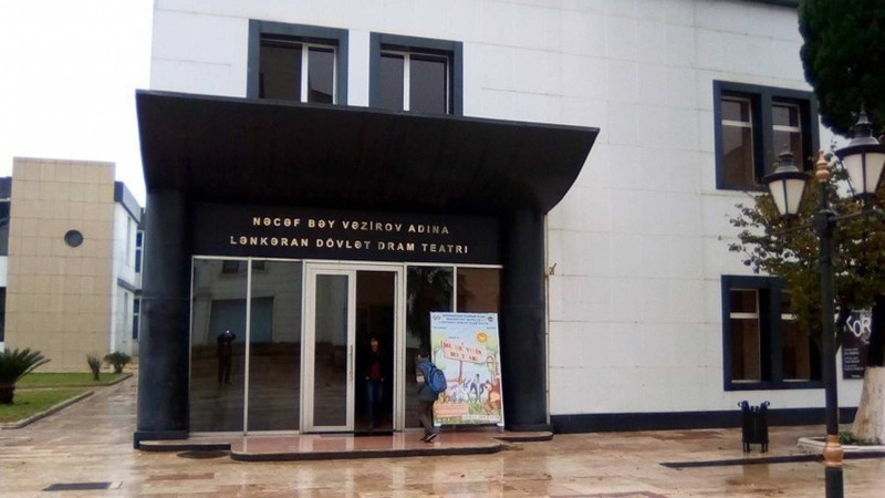 Lənkəran Dövlət Dram Teatrı: Kamal Abdullanın əsəri ətrafında qalmaqal