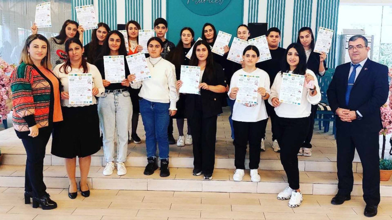 Astara: “Kompüter texnologiyası və internetin əsasları” kurslarını bitirənlərə sertifikat təqdim olunub