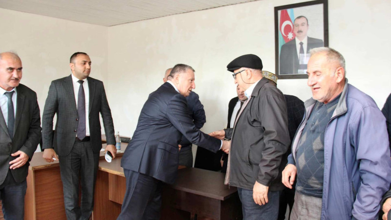 Məşhur Məmmədov seçicilərlə növbəti görüşünü keçirib