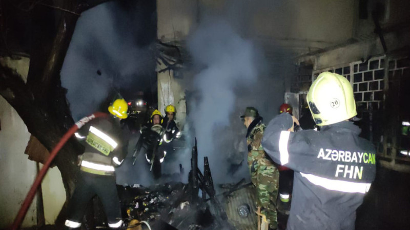 Lənkəranda yanğın baş verib: iki nəfər xəsarət alıb