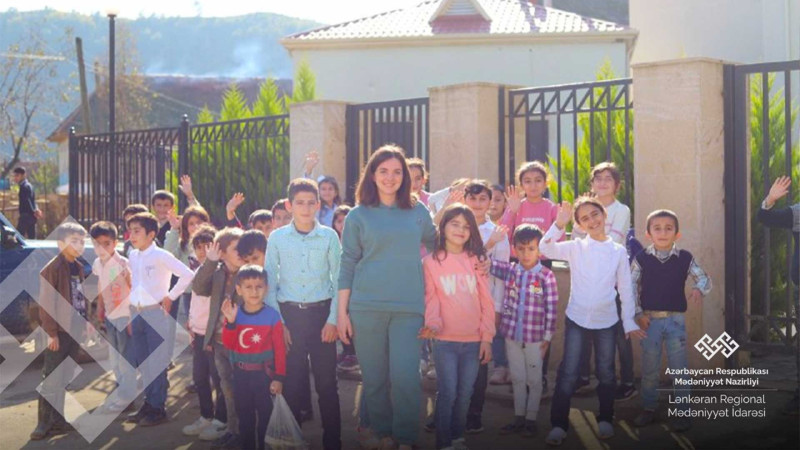 Lənkəranda “Bir oyuncaq” uşaqlara dəstək aksiyası keçirilib