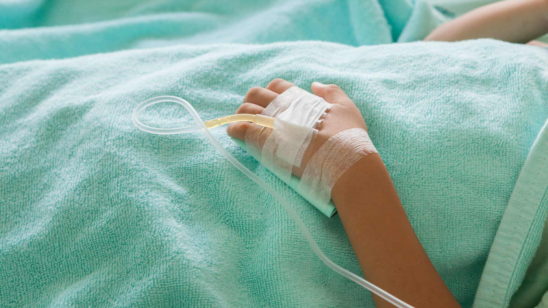 Lənkəran: naməlum şəxslər tərəfindən döyülən məktəblinin vəziyyəti orta ağırdır