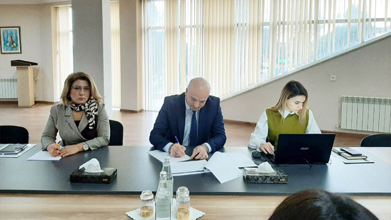 Astara: Regional Təhsil İdarəsinin müdiri vətəndaşları qəbul edib