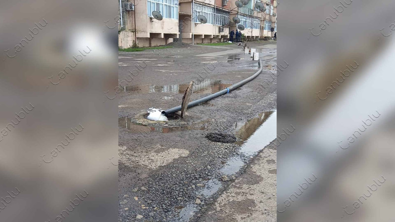 Lənkəran: Zərifə Əliyeva küçəsindəki kanalizasiya xətti təmizlənir