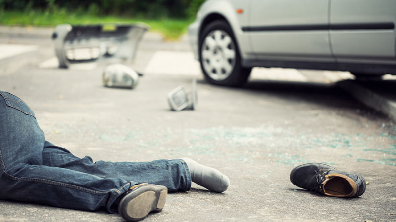 Astarada maşın piyadanı vuraraq öldürüb