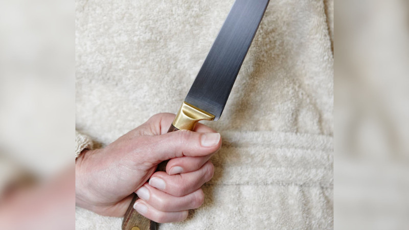 Lənkəranda qız sevgilisinə görə intihar edib