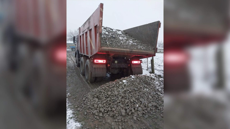 Cəlilabad: Üçtəpə kəndinin yolları təmir olunur