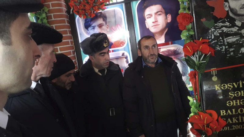 Şəhid Baloğlan Əhədlinin doğum günündə ailəsinə orden təqdim olunub