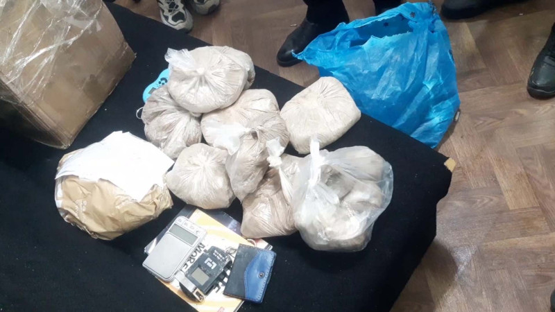 Lənkəranda gözəllik salonunda 12 kq narkotik aşkarlanıb