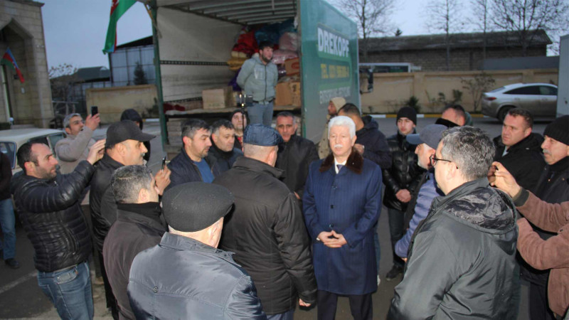 Rafiq Cəlilov zərərçəkənlər üçün yardım toplanan məntəqədə olub