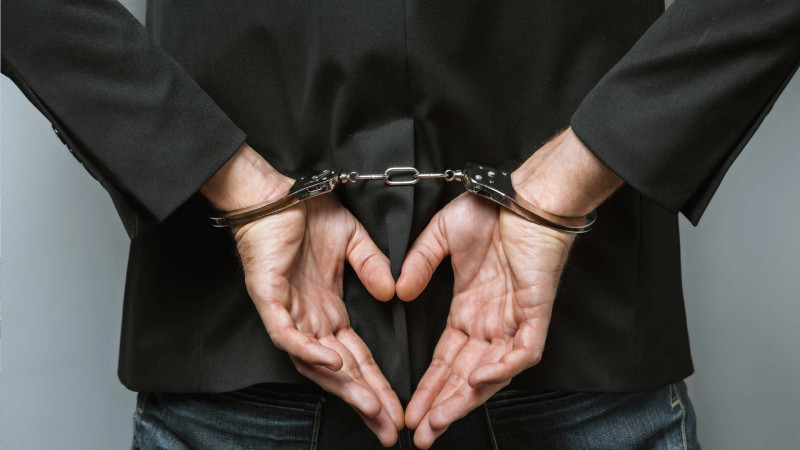 Masallıda məktəb direktoru həbs olunub