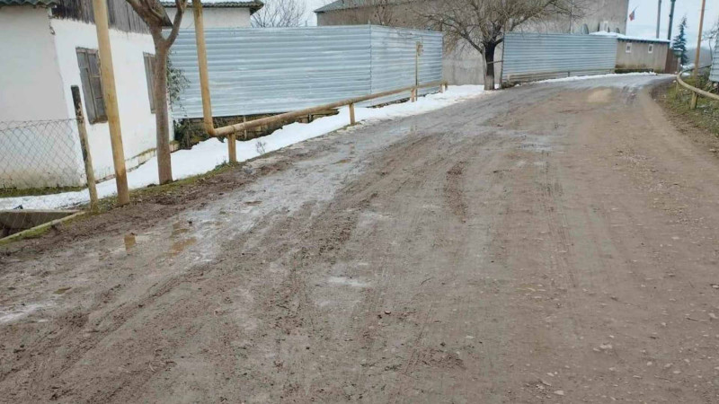 Cəlilabadda kənd sakinləri yollardan gileylənirlər