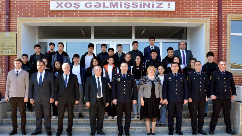 “Narkomaniyaya və erkən nikahlara yox deyək!” adlı görüş baş tutub