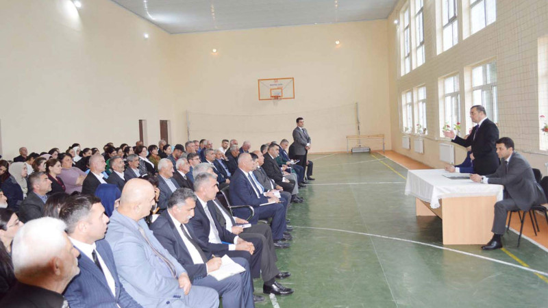 Qəzənfər Ağayev Pensər kəndində səyyar görüş təşkil edib