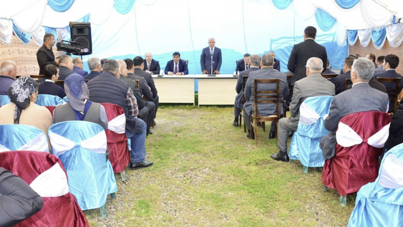 Araz Əhmədov Qodman kənd sakinləri ilə görüşüb