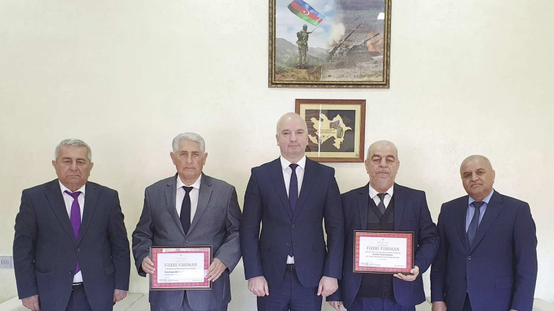 Təhsil işçilərinə fəxri fərmanlar təqdim olunub