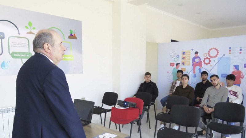 Lənkəranda gənclər üçün maarifləndirici təlim keçirilib