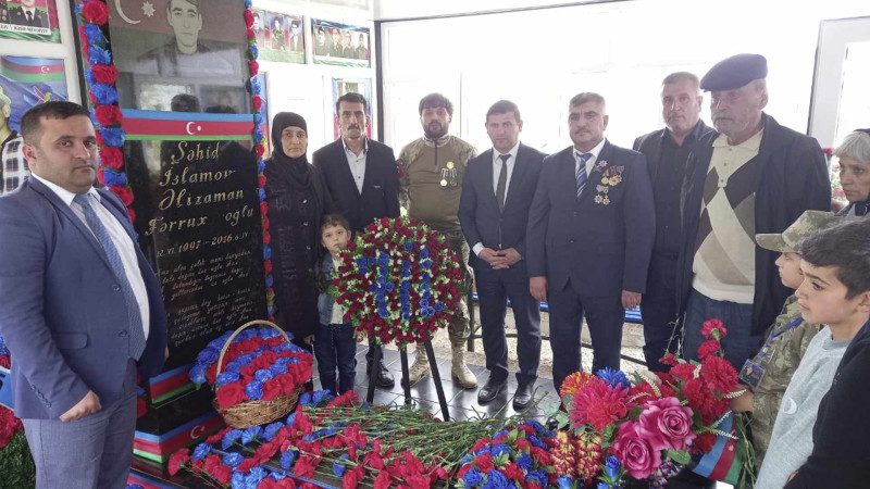 Lənkəranda şəhidlərimizin məzarları ziyarət olunub