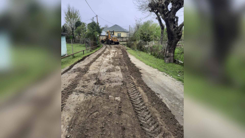 Astara rayonunun Şahağac kəndində yollar təmir olunub