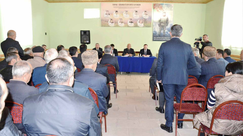 Masallı icra başçısı Şərəfə kəndində görüş keçirib