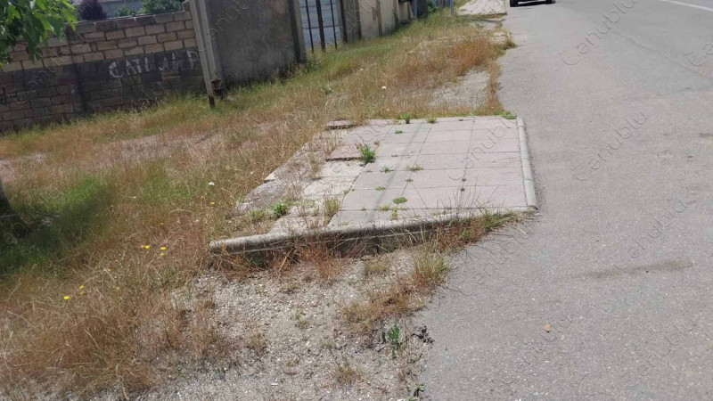 Astarada piyada səkisinin natamam çəkilməsi sakinlərə həyati təhlükə yaradır