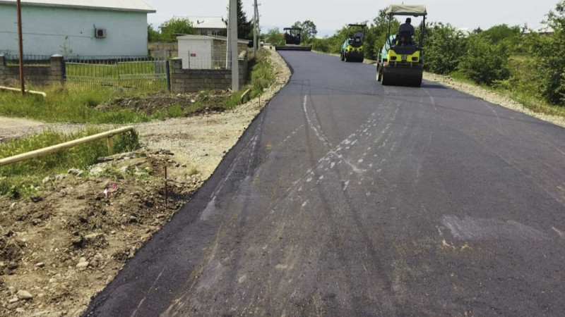 Masallıda kənd yolu təmir olunur