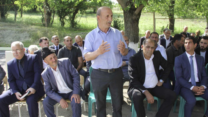 Cəlilabad icra başçısı sakinlərlə görüşüb