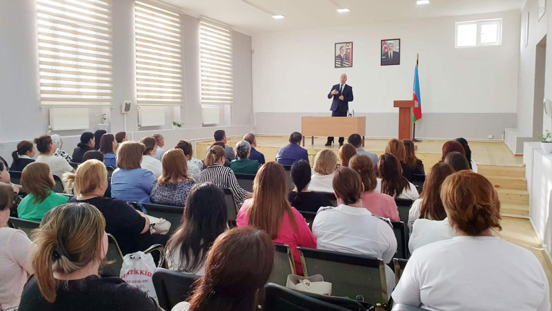 Məktəbəqədər təhsil müəssisələrinin rəhbərləri ilə görüş keçirilib