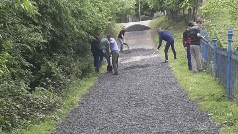 Masallıda kənddaxili yollar təmir olunur