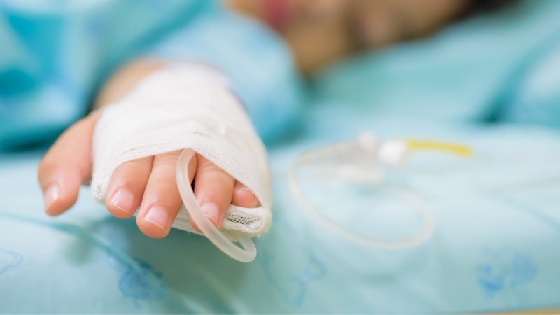 Cəlilabadda bədbəxt hadisə: 5 yaşlı uşaq ikinci mərtəbədən yıxılıb