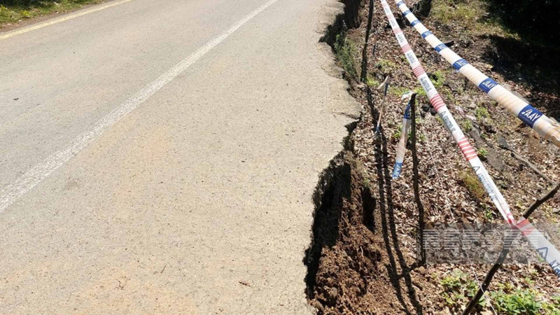 Lənkəranda torpaq sürüşməsi olub